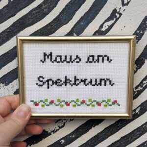 Maus am Spektrum Stickbild
